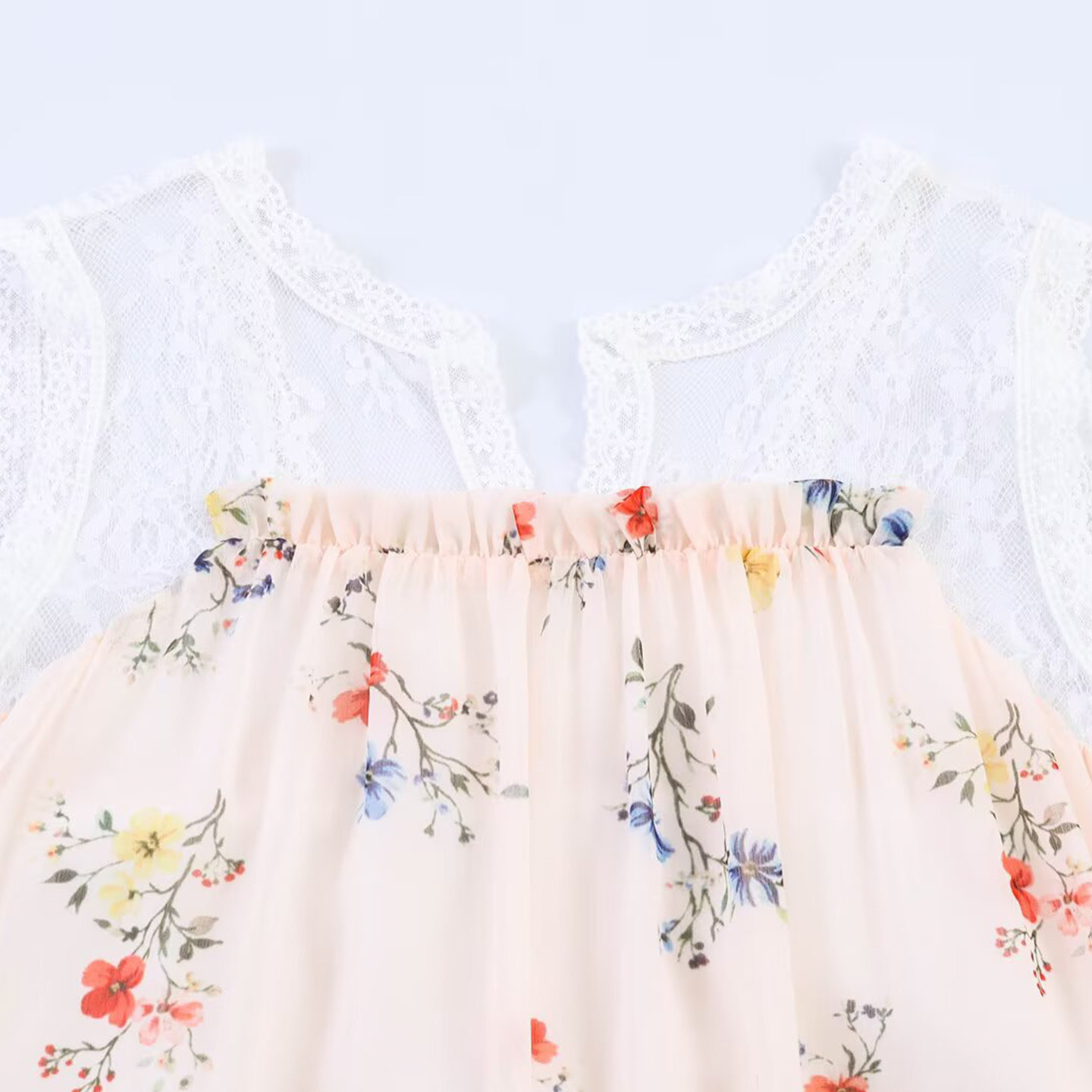 Modisches Ärmelloses Kleid mit – Summer Line Clothing Brand Bewertung und Preis